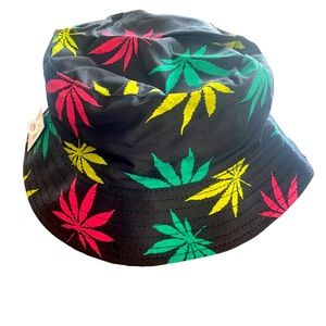 Bucket hat.  Weed print.  OSFM. NWT